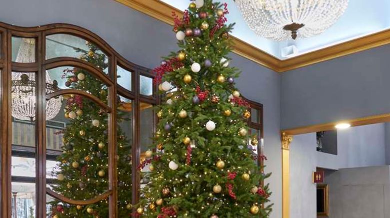 <b>Golden Tulip Rome Piram Lobby</b>. Images powered by <a href="https://iceportal.shijigroup.com/" title="IcePortal" target="_blank">IcePortal</a>.