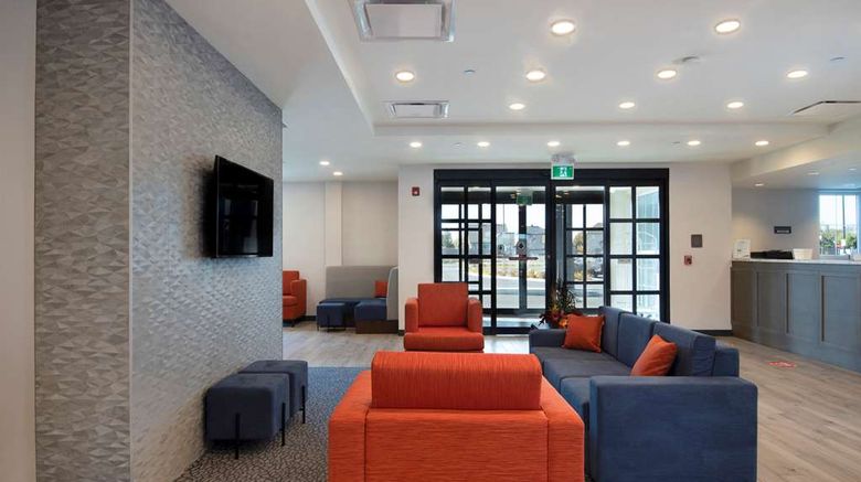 <b>Comfort Inn and Suites Carleton Place Lobby</b>. Images powered by <a href="https://iceportal.shijigroup.com/" title="IcePortal" target="_blank">IcePortal</a>.