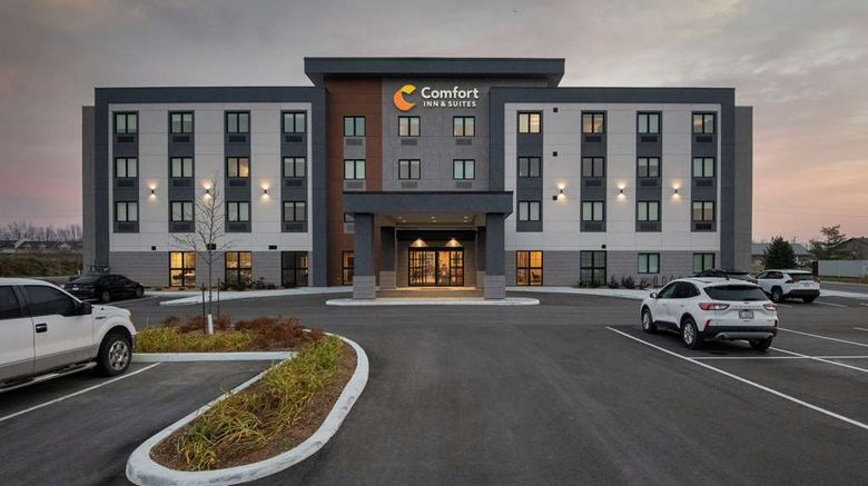 <b>Comfort Inn and Suites Carleton Place Exterior</b>. Images powered by <a href="https://iceportal.shijigroup.com/" title="IcePortal" target="_blank">IcePortal</a>.