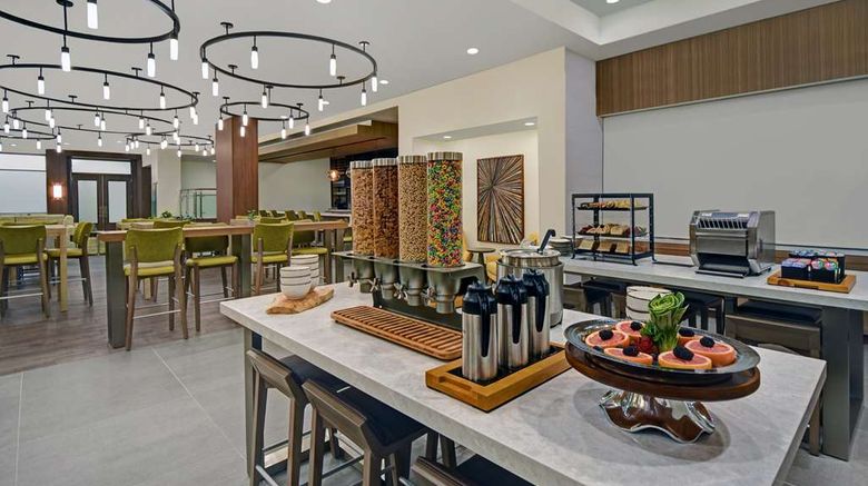 <b>Hilton Garden Inn Houston Medical Center Restaurant</b>. Images powered by <a href="https://iceportal.shijigroup.com/" title="IcePortal" target="_blank">IcePortal</a>.