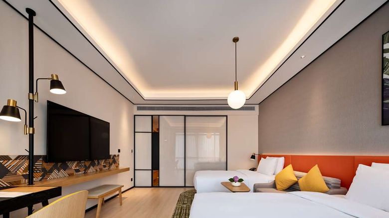 <b>Hilton Garden Inn Nanchang Honggutan Room</b>. Images powered by <a href="https://iceportal.shijigroup.com/" title="IcePortal" target="_blank">IcePortal</a>.