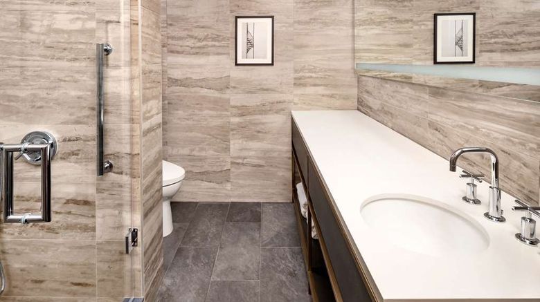 <b>Hilton Club The Central at 5th New York Room</b>. Images powered by <a href="https://iceportal.shijigroup.com/" title="IcePortal" target="_blank">IcePortal</a>.