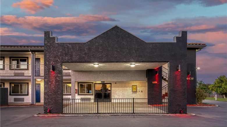 <b>SureStay Hotel by Best Western Williams Exterior</b>. Images powered by <a href="https://iceportal.shijigroup.com/" title="IcePortal" target="_blank">IcePortal</a>.