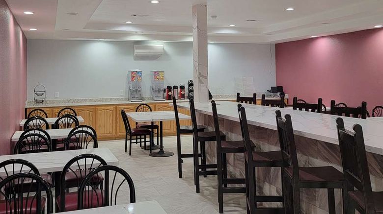 <b>SureStay Plus by Best Western Odessa Restaurant</b>. Images powered by <a href="https://iceportal.shijigroup.com/" title="IcePortal" target="_blank">IcePortal</a>.