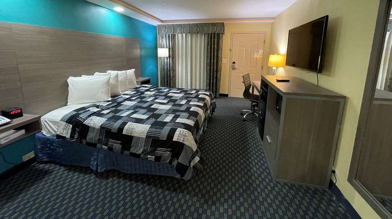 <b>SureStay Plus by Best Western Odessa Room</b>. Images powered by <a href="https://iceportal.shijigroup.com/" title="IcePortal" target="_blank">IcePortal</a>.