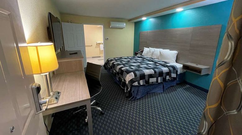 <b>SureStay Plus by Best Western Odessa Room</b>. Images powered by <a href="https://iceportal.shijigroup.com/" title="IcePortal" target="_blank">IcePortal</a>.