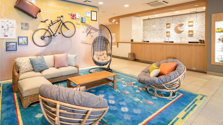 <b>Comfort Inn Naha Tomari Port Lobby</b>. Images powered by <a href="https://iceportal.shijigroup.com/" title="IcePortal" target="_blank">IcePortal</a>.