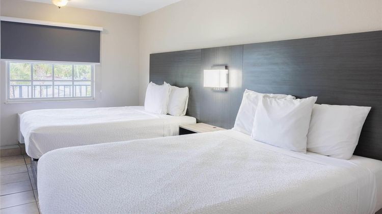 Travelodge by Wyndham Venice Room
