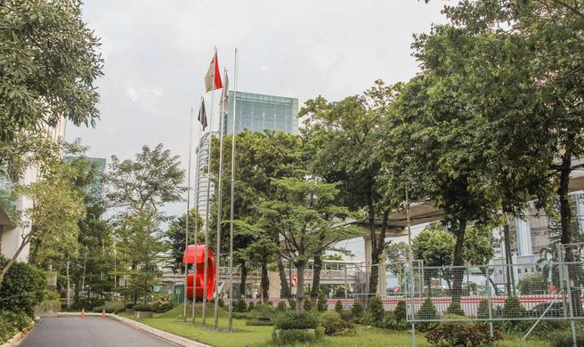 JS Luwansa Hotel & Convention Center Exterior