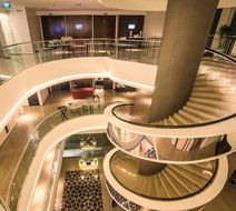 JS Luwansa Hotel & Convention Center Lobby