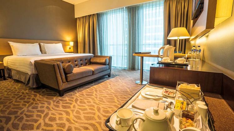 JS Luwansa Hotel & Convention Center Room