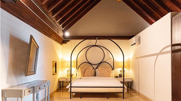 Hotel Capellan de Getsemani Suite