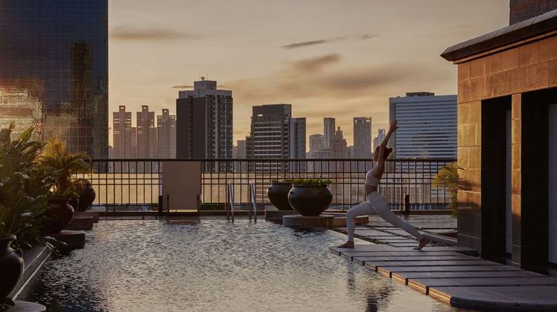 <b>Banyan Tree Bangkok Pool</b>. Images powered by <a href="https://iceportal.shijigroup.com/" title="IcePortal" target="_blank">IcePortal</a>.