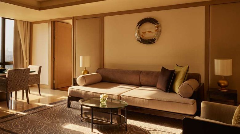 <b>Banyan Tree Bangkok Suite</b>. Images powered by <a href="https://iceportal.shijigroup.com/" title="IcePortal" target="_blank">IcePortal</a>.