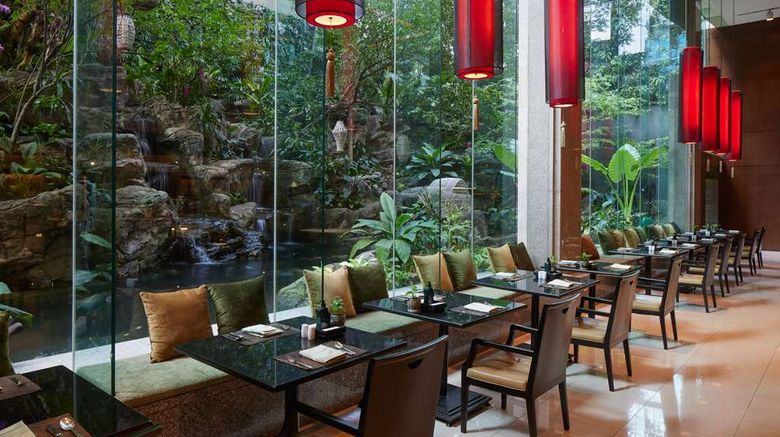 <b>Banyan Tree Bangkok Restaurant</b>. Images powered by <a href="https://iceportal.shijigroup.com/" title="IcePortal" target="_blank">IcePortal</a>.
