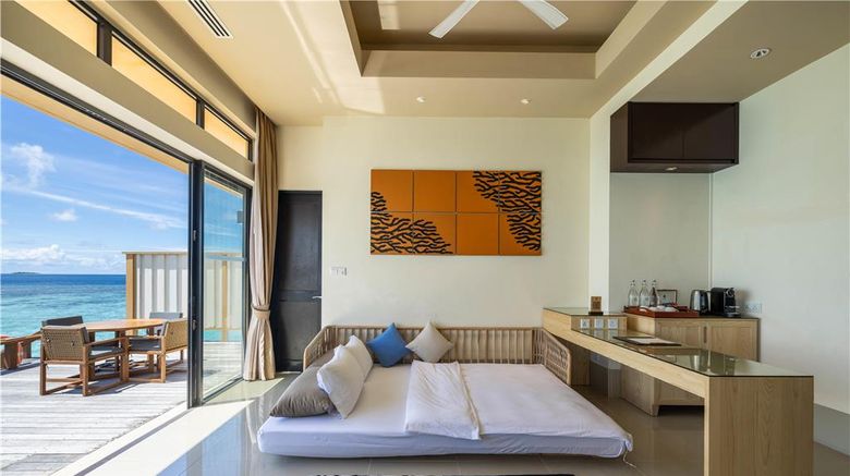 <b>Angsana Velavaru Room</b>. Images powered by <a href="https://iceportal.shijigroup.com/" title="IcePortal" target="_blank">IcePortal</a>.