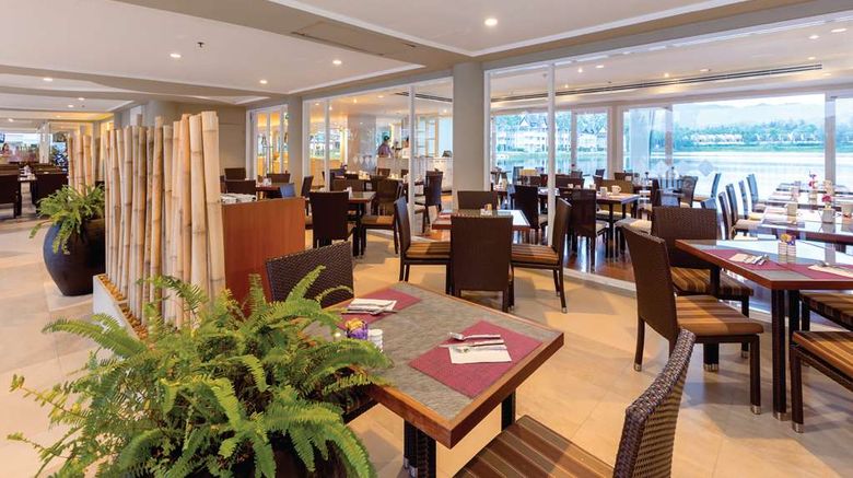 <b>Angsana Laguna Phuket Restaurant</b>. Images powered by <a href="https://iceportal.shijigroup.com/" title="IcePortal" target="_blank">IcePortal</a>.