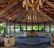 Banyan Tree Vabbinfaru Lobby