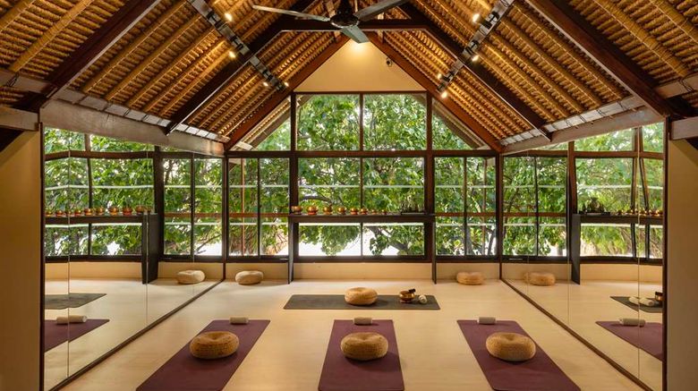 <b>Banyan Tree Vabbinfaru Recreation</b>. Images powered by <a href=https://www.travelagewest.com/Hotels/Male-Maldives/