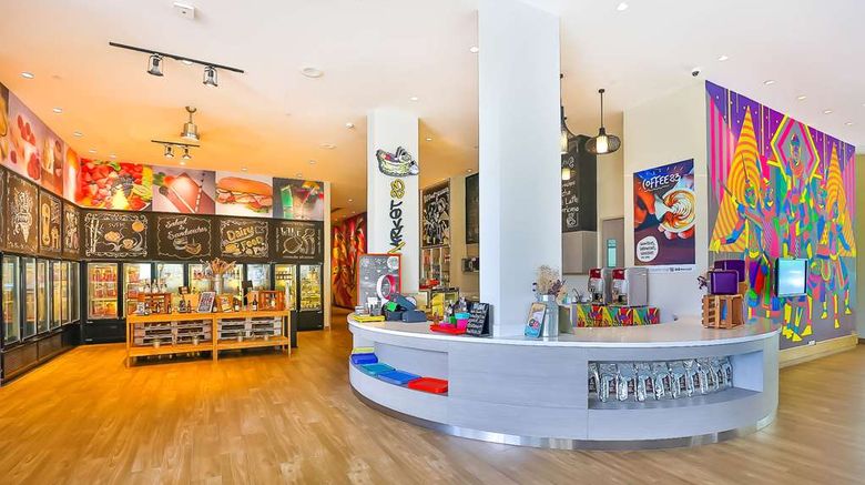 <b>Cassia Phuket Serviced Apts Restaurant</b>. Images powered by <a href="https://iceportal.shijigroup.com/" title="IcePortal" target="_blank">IcePortal</a>.