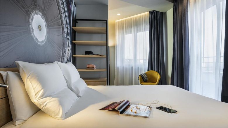 <b>Novotel Belleville Paris 20 Room</b>. Images powered by <a href="https://iceportal.shijigroup.com/" title="IcePortal" target="_blank">IcePortal</a>.