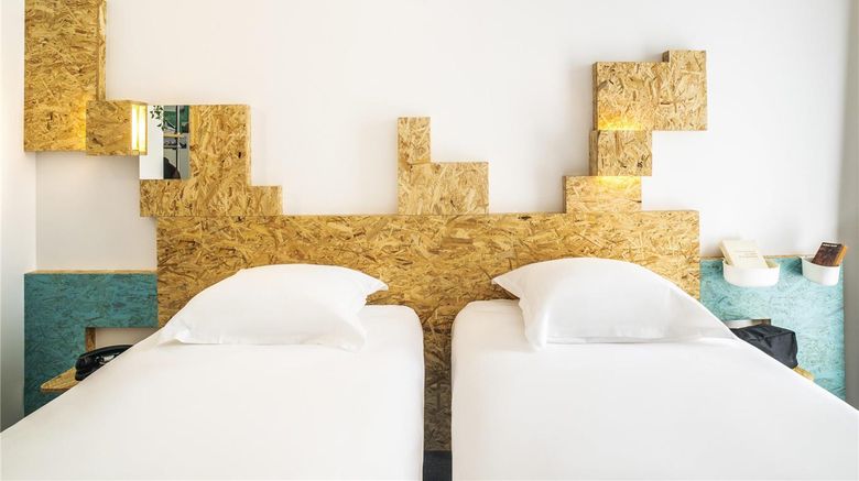 <b>Greet Hotel Rennes Pace Room</b>. Images powered by <a href="https://iceportal.shijigroup.com/" title="IcePortal" target="_blank">IcePortal</a>.