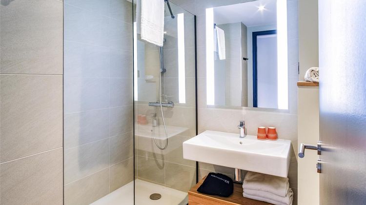 Ibis Styles Albertville Hotel Room