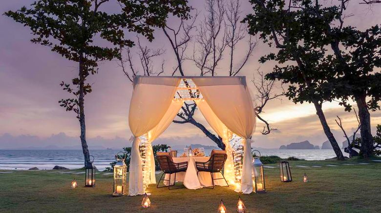 <b>Banyan Tree Krabi Restaurant</b>. Images powered by <a href="https://iceportal.shijigroup.com/" title="IcePortal" target="_blank">IcePortal</a>.