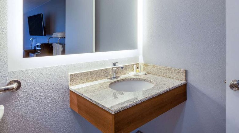 <b>Travelodge by Wyndham Harpers Ferry Room</b>. Images powered by <a href="https://iceportal.shijigroup.com/" title="IcePortal" target="_blank">IcePortal</a>.