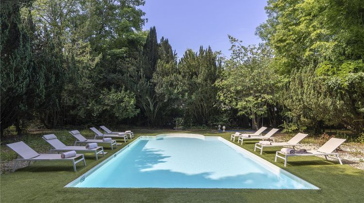 Les Demeures de Varennes, BW Sig Coll Pool