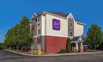 Sleep Inn and Suites Kalamazoo Southwest
