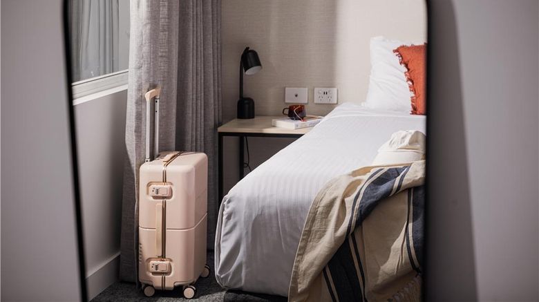<b>HotelMOTEL Room</b>. Images powered by <a href="https://iceportal.shijigroup.com/" title="IcePortal" target="_blank">IcePortal</a>.