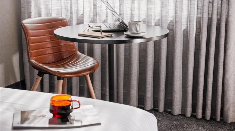 <b>HotelMOTEL Room</b>. Images powered by <a href="https://iceportal.shijigroup.com/" title="IcePortal" target="_blank">IcePortal</a>.
