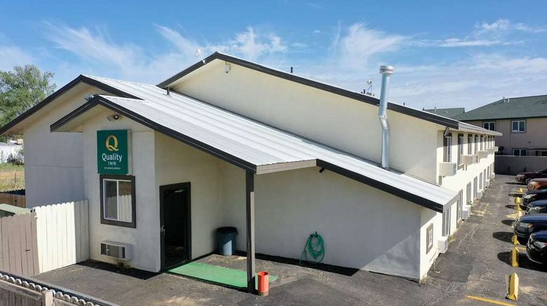 <b>Quality Inn Exterior</b>. Images powered by <a href="https://iceportal.shijigroup.com/" title="IcePortal" target="_blank">IcePortal</a>.