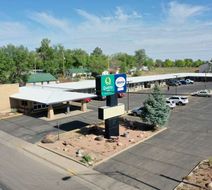 Quality Inn Exterior