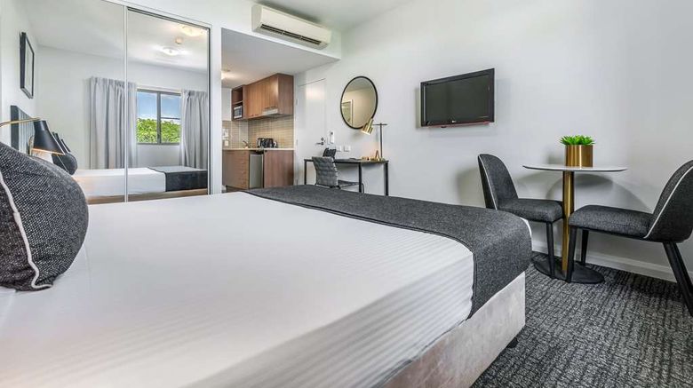 <b>Hudson Parap Suite</b>. Images powered by <a href="https://iceportal.shijigroup.com/" title="IcePortal" target="_blank">IcePortal</a>.