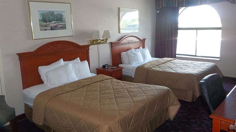 Baymont by Wyndham Northwood Room