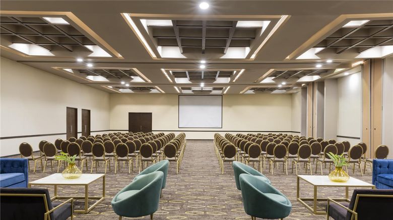 <b>Dreams Puerto Morelos Resort and Spa Meeting</b>. Images powered by <a href="https://iceportal.shijigroup.com/" title="IcePortal" target="_blank">IcePortal</a>.