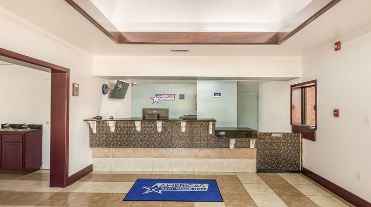 Americas Best Value Inn Stockbridge Lobby
