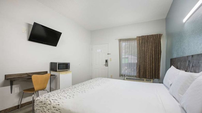 <b>Americas Best Value Inn Stockbridge Room</b>. Images powered by <a href="https://iceportal.shijigroup.com/" title="IcePortal" target="_blank">IcePortal</a>.