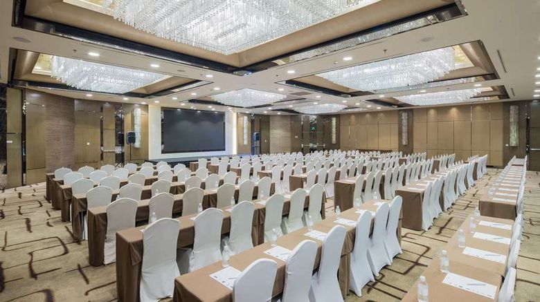 <b>Radisson Collection Hotel Yangtze Meeting</b>. Images powered by <a href="https://iceportal.shijigroup.com/" title="IcePortal" target="_blank">IcePortal</a>.