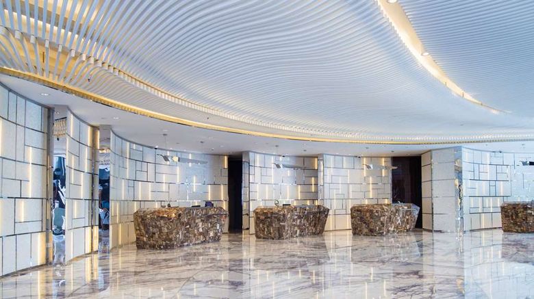 <b>Radisson Collection Hotel Yangtze Lobby</b>. Images powered by <a href="https://iceportal.shijigroup.com/" title="IcePortal" target="_blank">IcePortal</a>.