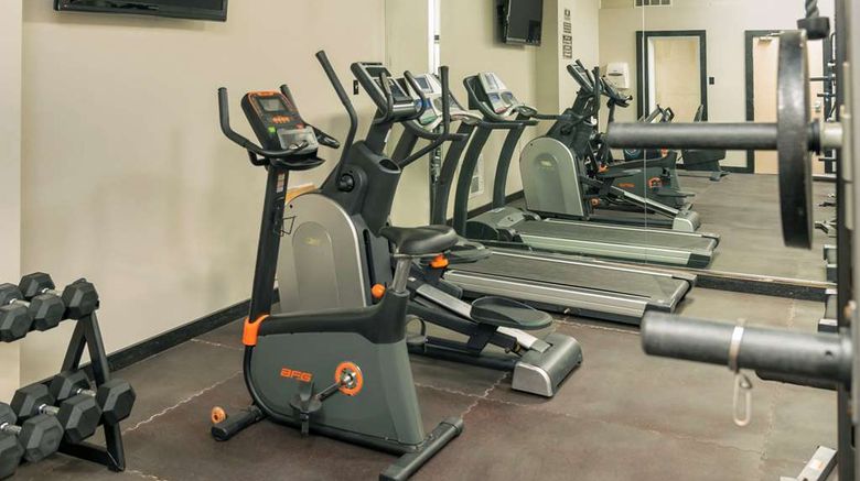 <b>Econo Lodge Inn and Suites Medicine Hat Health</b>. Images powered by <a href="https://iceportal.shijigroup.com/" title="IcePortal" target="_blank">IcePortal</a>.