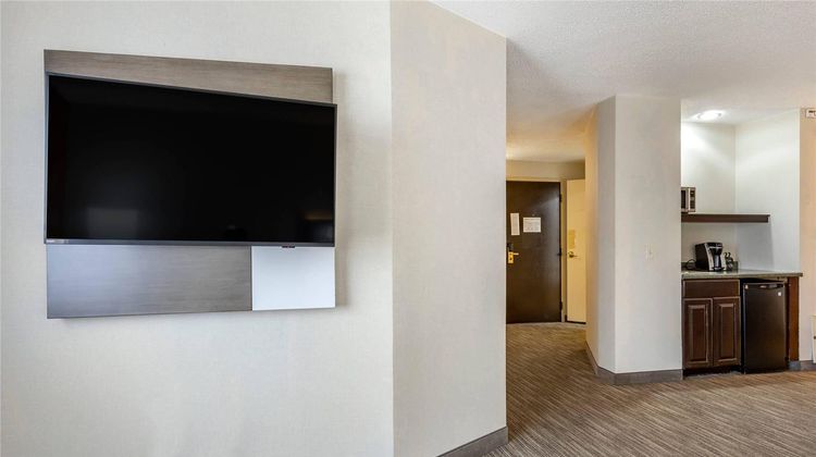 Comfort Inn Suite