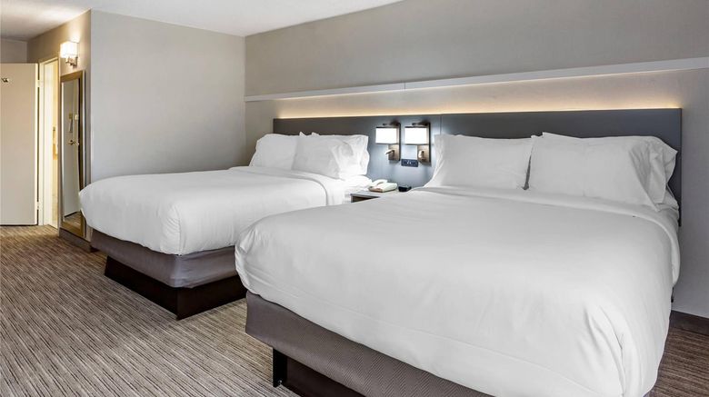 <b>Comfort Inn Room</b>. Images powered by <a href="https://iceportal.shijigroup.com/" title="IcePortal" target="_blank">IcePortal</a>.