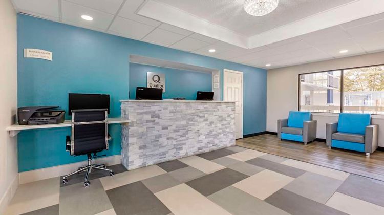 Quality Inn Lobby