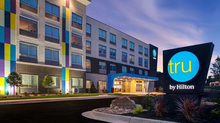 Tru by Hilton Lithia Springs Exterior