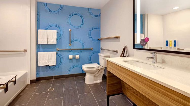 Tru by Hilton Lithia Springs Room