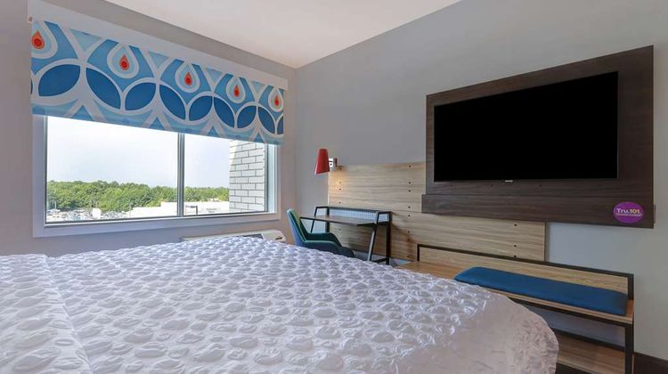 Tru by Hilton Lithia Springs Room