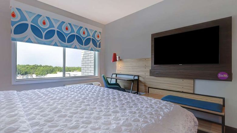 <b>Tru by Hilton Lithia Springs Room</b>. Images powered by <a href="https://iceportal.shijigroup.com/" title="IcePortal" target="_blank">IcePortal</a>.